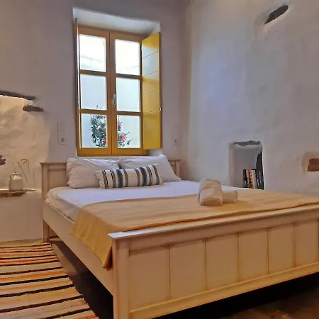 Lejlighed Kostoulis Traditional House *